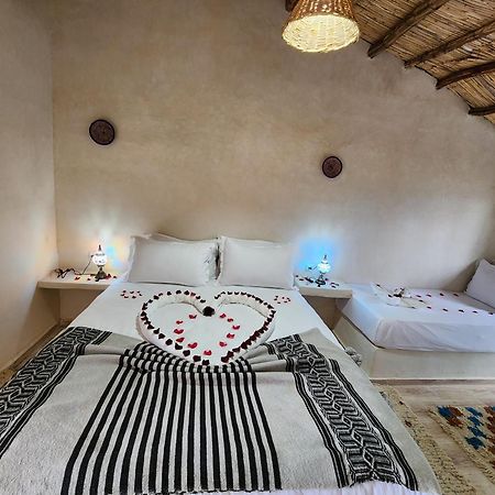 Wawizelte Les Jardins D Amizmiz 6 Piscines B&B 외부 사진