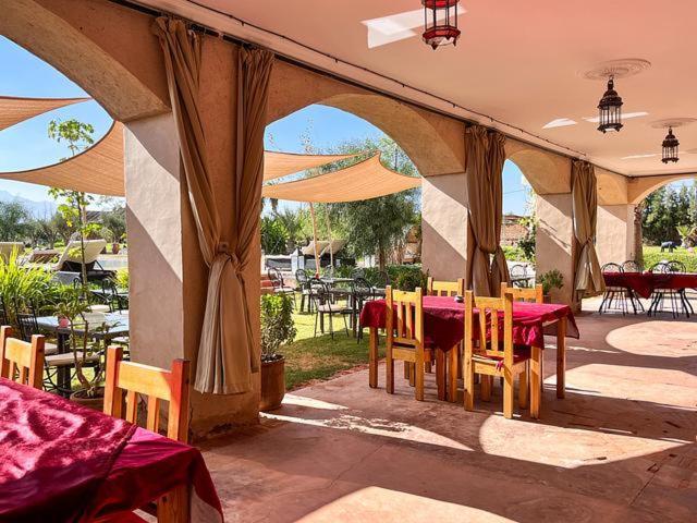 Wawizelte Les Jardins D Amizmiz 6 Piscines B&B 외부 사진