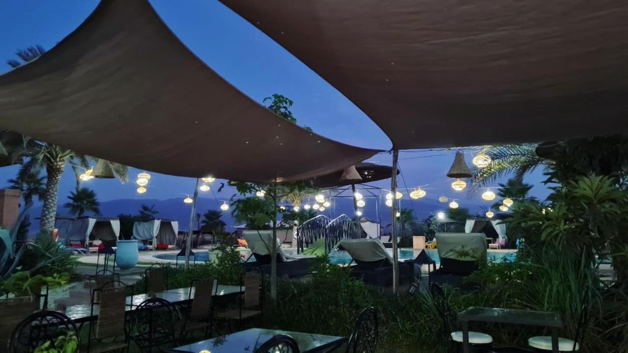 Wawizelte Les Jardins D Amizmiz 6 Piscines B&B 외부 사진