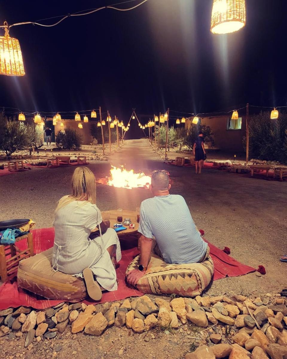 Wawizelte Les Jardins D Amizmiz 6 Piscines B&B 외부 사진