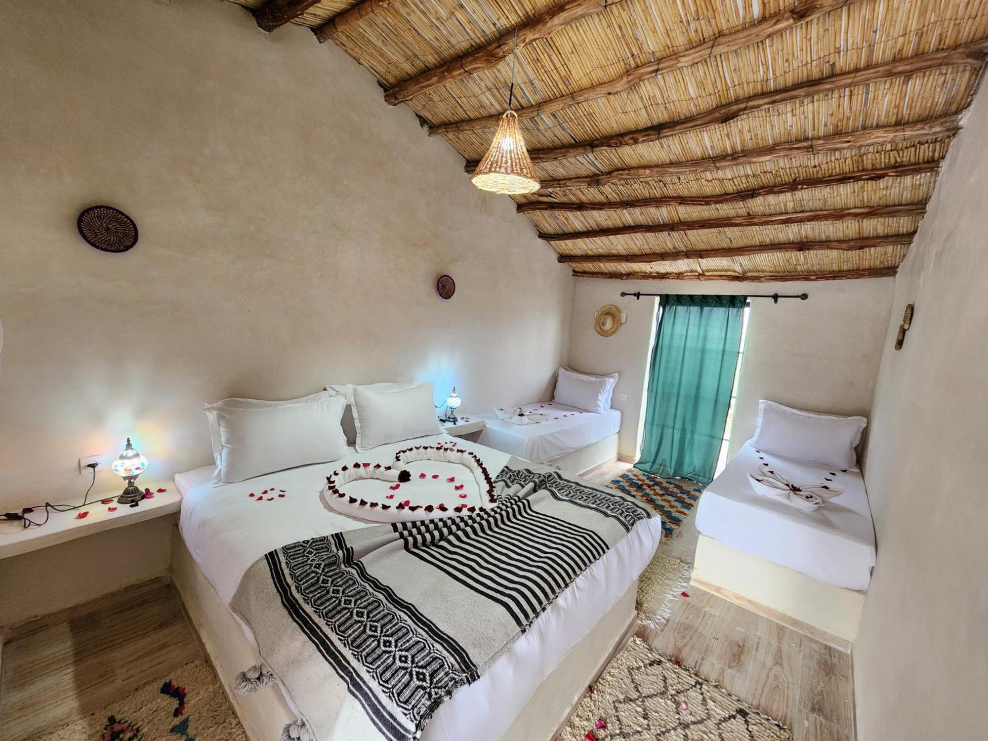 Wawizelte Les Jardins D Amizmiz 6 Piscines B&B 외부 사진