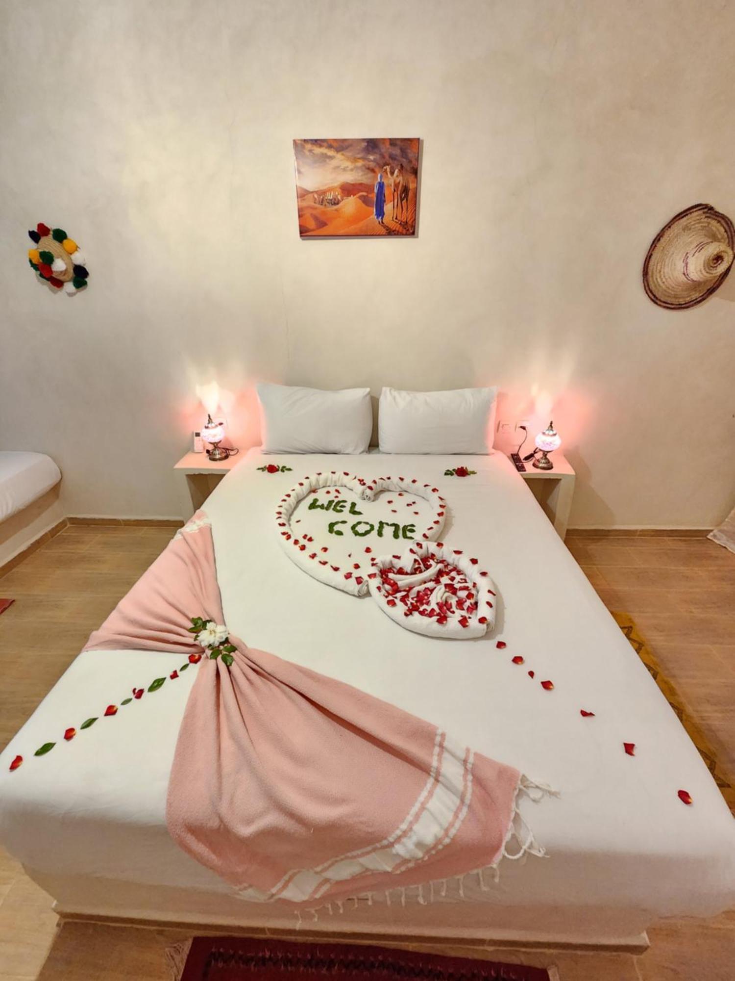 Wawizelte Les Jardins D Amizmiz 6 Piscines B&B 외부 사진
